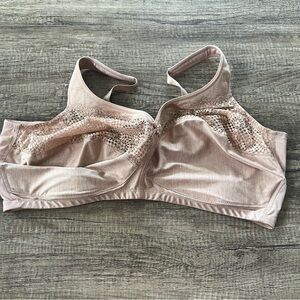 Glamorise Women's Plus Size MagicLift Moisture Control Bra Wirefree Size 50F